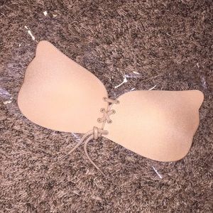 Strapless bra